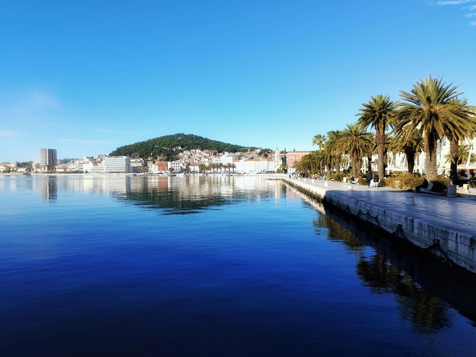 Apartment With Terrace And Free Parking - Beach Nearby Split Zewnętrze zdjęcie