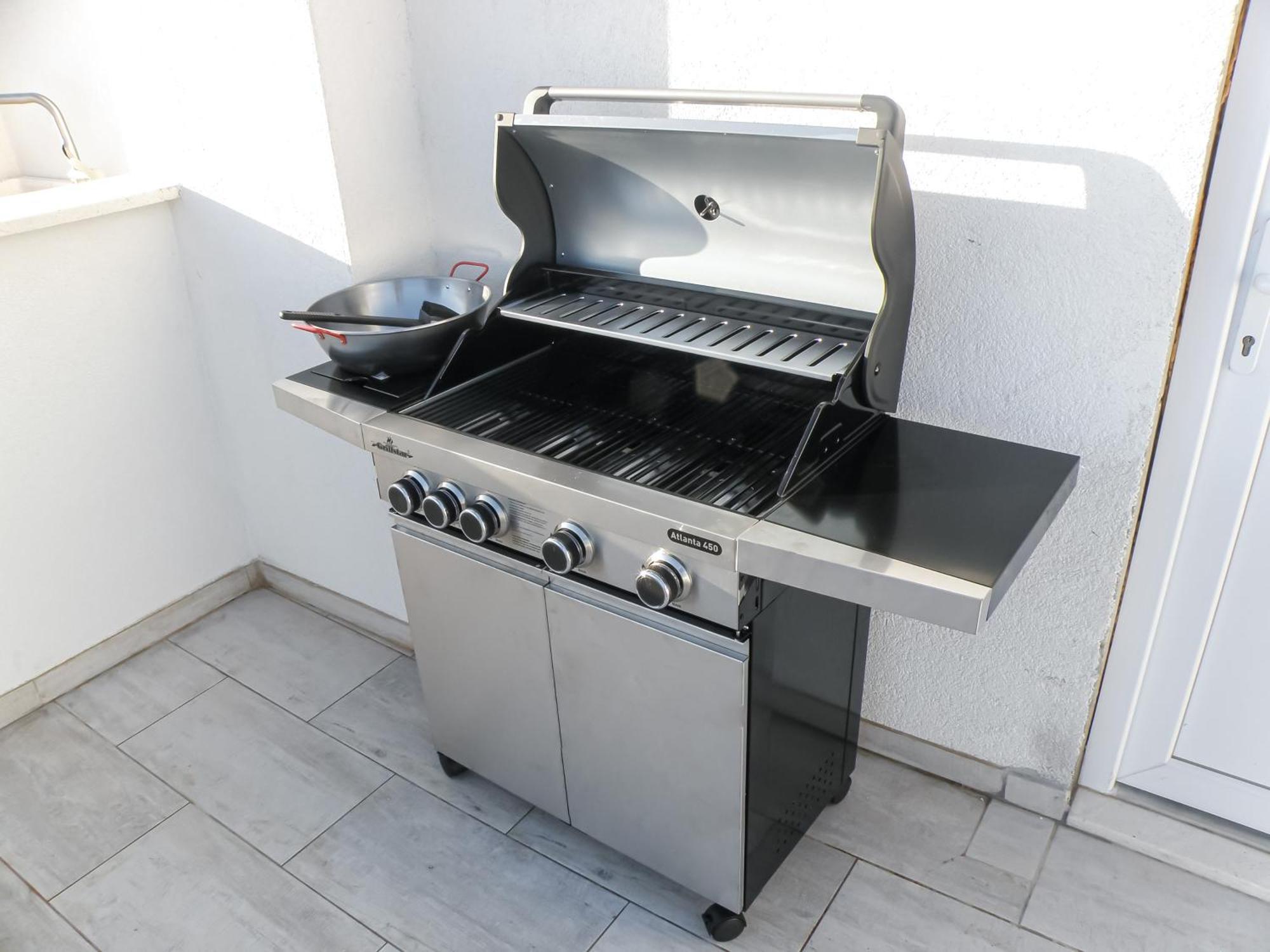 Apartment With Terrace And Free Parking - Beach Nearby Split Zewnętrze zdjęcie